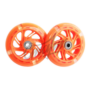 Набор для самоката: 2 колеса 125 мм, светящиеся, с пошипниками ABEC, на блистере (оранжевый)